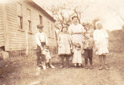 Elmer, Marjorie, Mabel, Marion, Emerson, Alice 1917