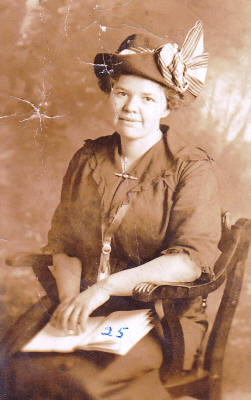 Mabel Mitchell age 25