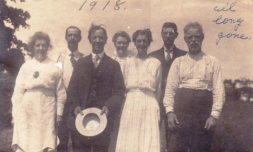 Mitchell family 1918